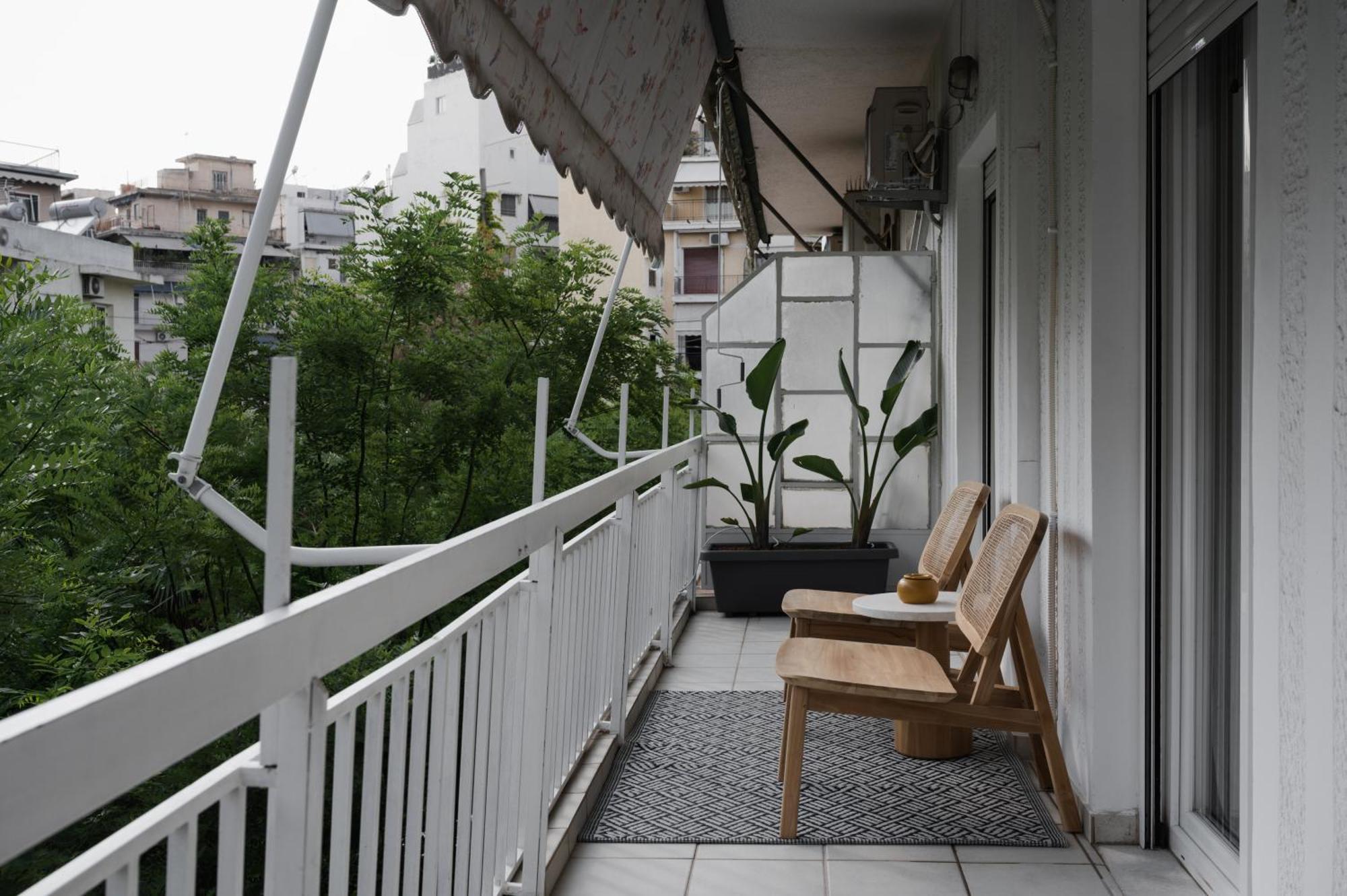 Athens' Gem: Fun, Sun & Your Koukaki Run! Exterior foto